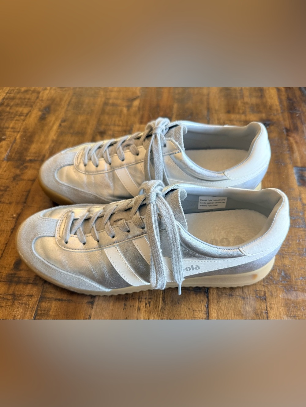Gola Torpedo Glimmer CLB742 • Women’s 9.5 • Silver/White Leather Sneakers